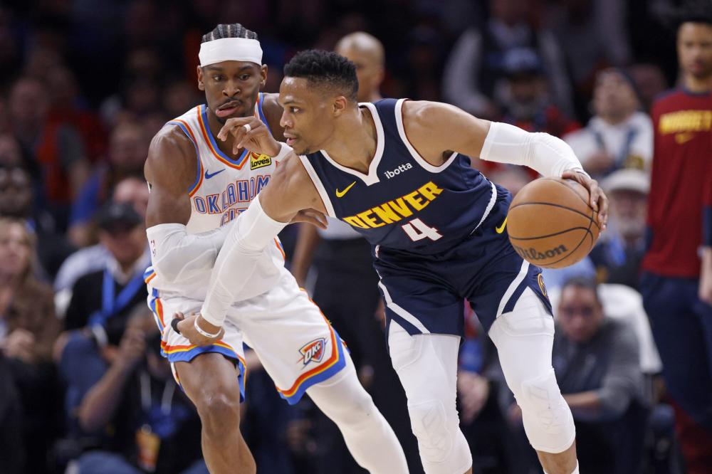 三人会议 三人会议