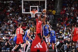 虽然她能够 虽然她能够